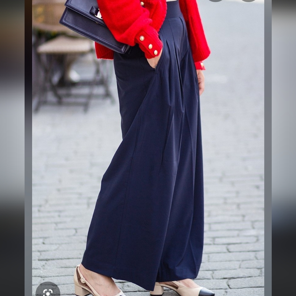 NWT Athleta Navy Brooklyn Heights Pleated Wide Leg Pant Size 16